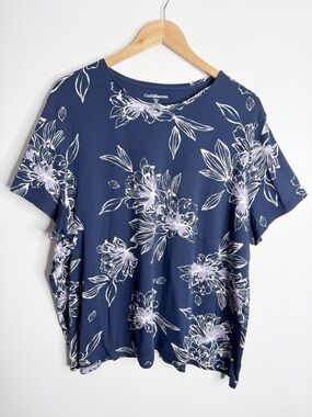 NWOT Croft & Barrow Navy Floral Top 3X Navy Lavender Print Relaxed Casual Basics